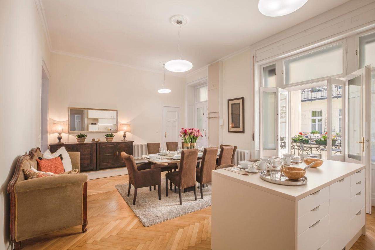 Modernized Unique Huge Central Apartment On 135Sqm Budapest Ngoại thất bức ảnh